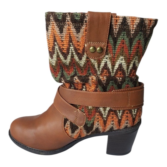Soda Aztec Tapestry Chunky Heel Baggy Buckle Boots – Size 7.5 - Picture 4 of 16